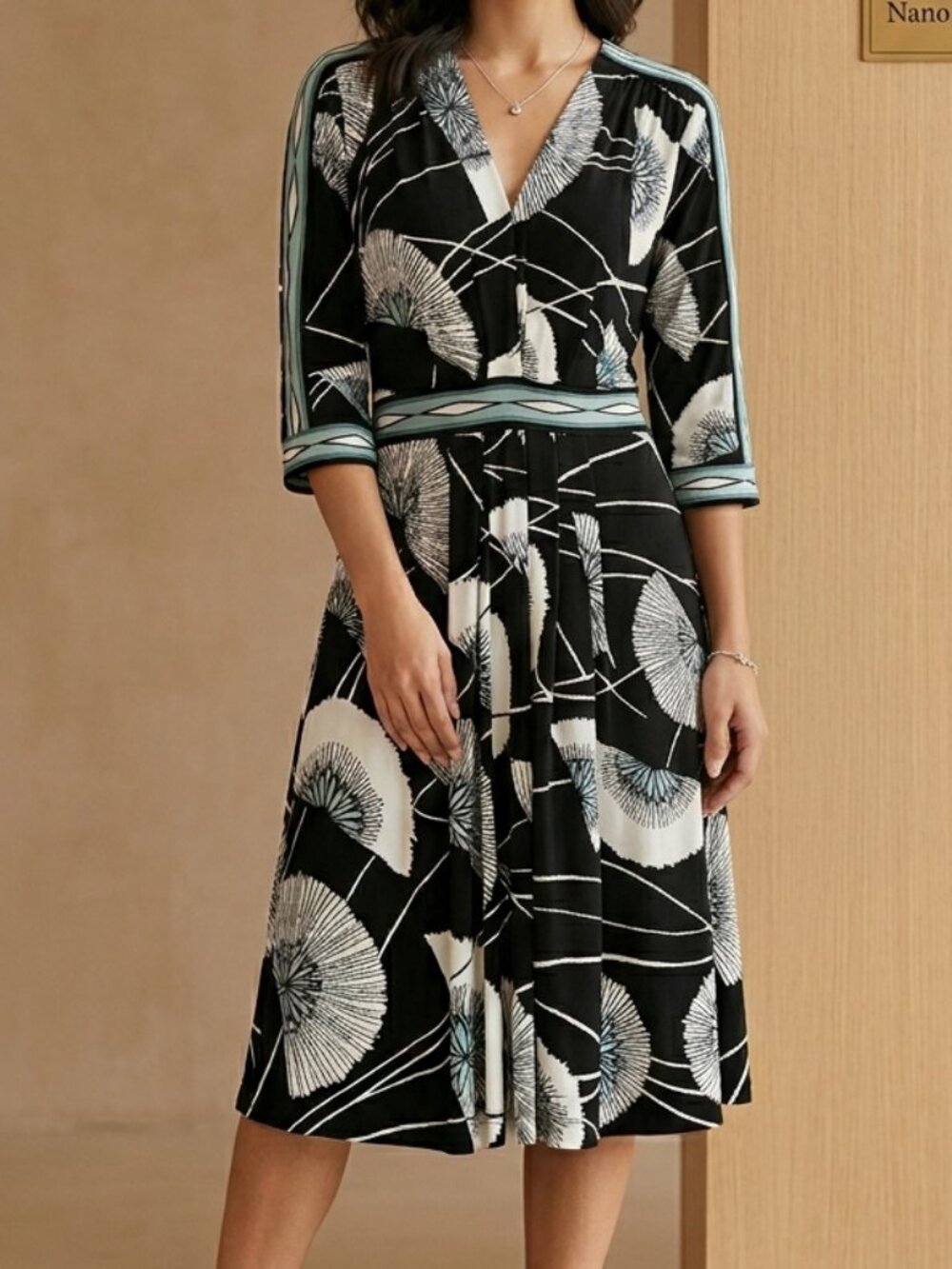 Bold Fan Print BCBGMaxAzria Black Rayon Wrap Midi Dress Size M Medium